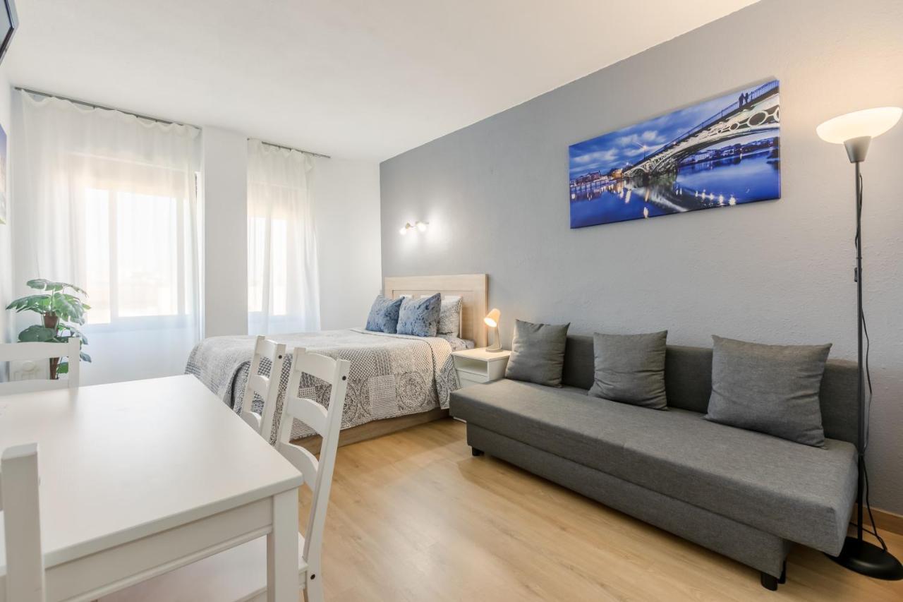 Apartament Hispalis Triana Seville Ngoại thất bức ảnh